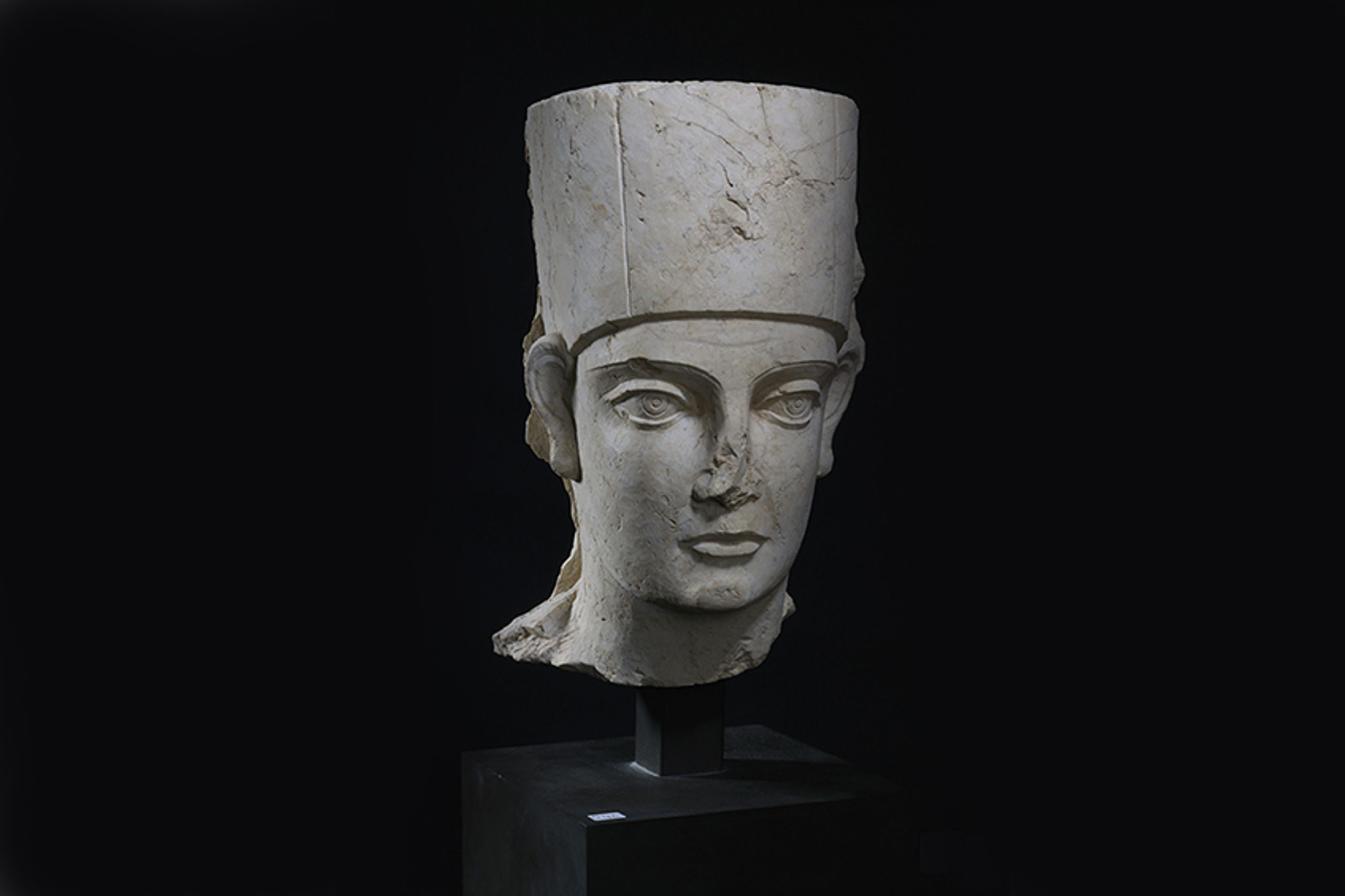 Head of a priest (second-third century), Palmyra, Syria